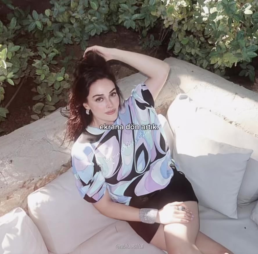 @𝑚𝑎𝑣𝑦✦