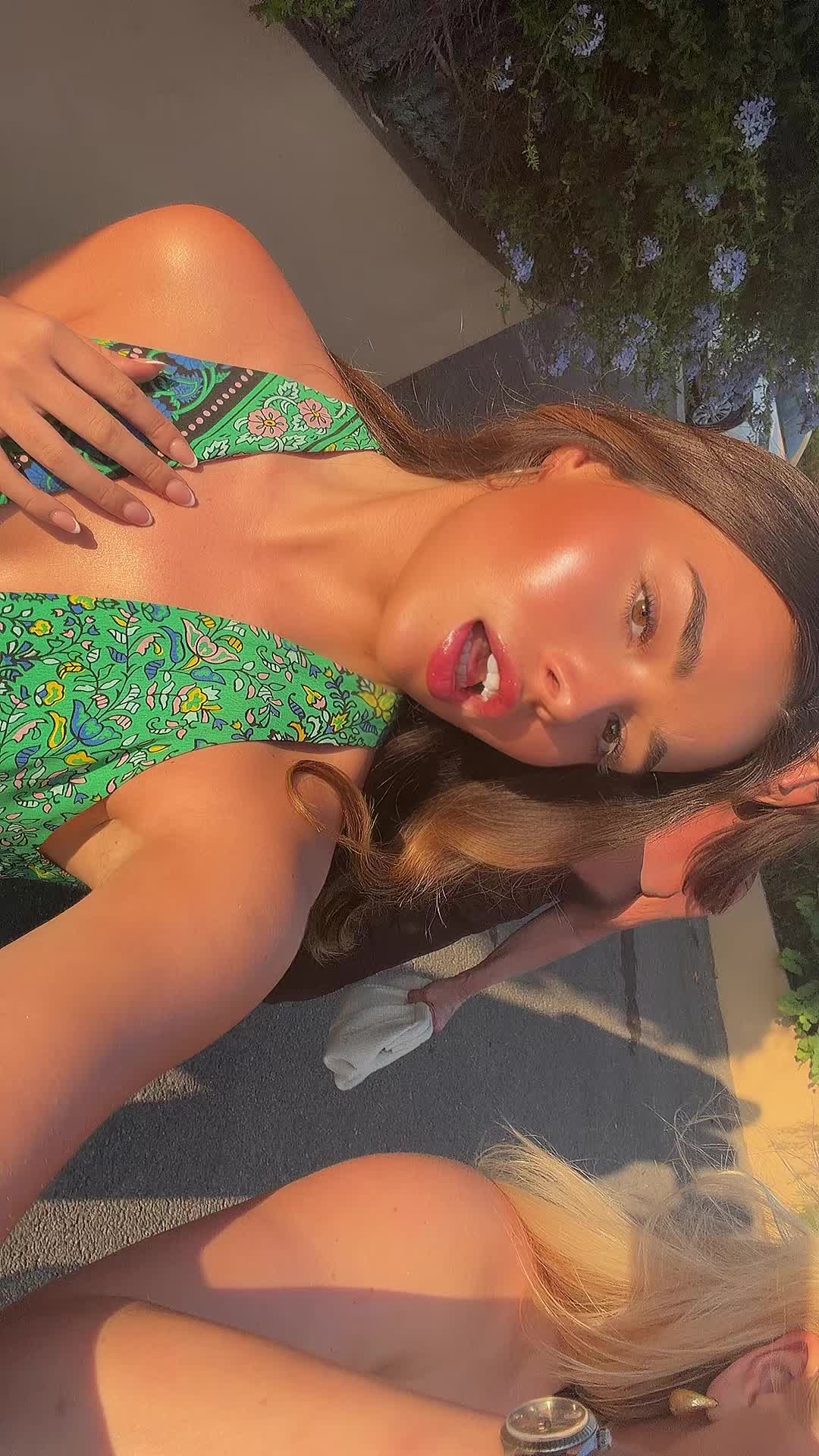 @laurencozens