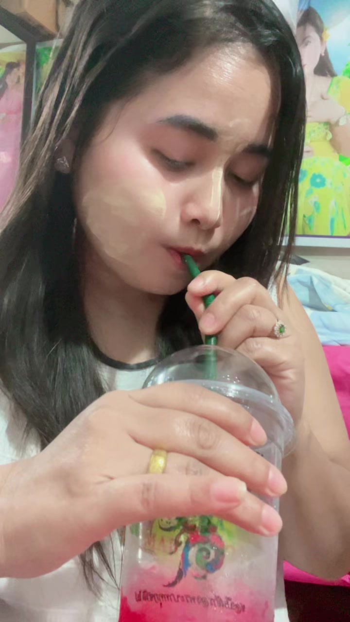@🦋ပန်းနု🩵