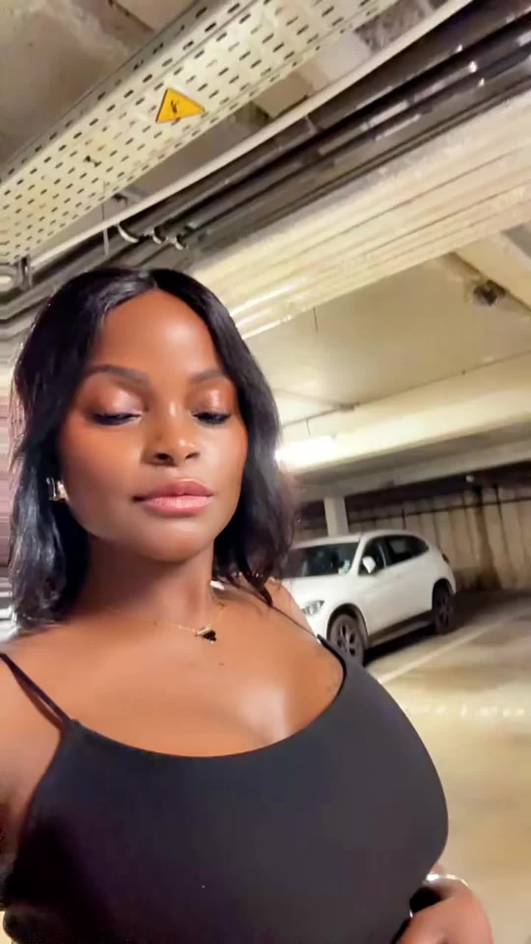 @&Eacute;b&egrave;ne