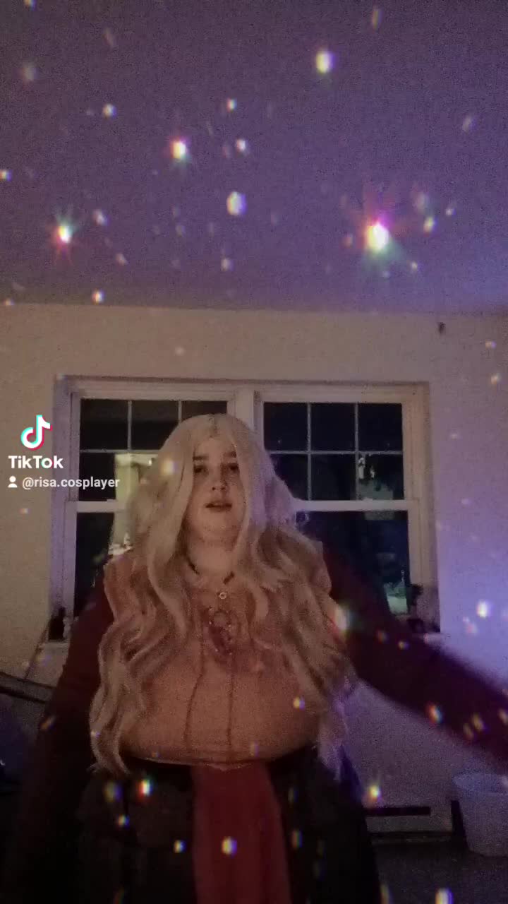 @ladyrosethorncos