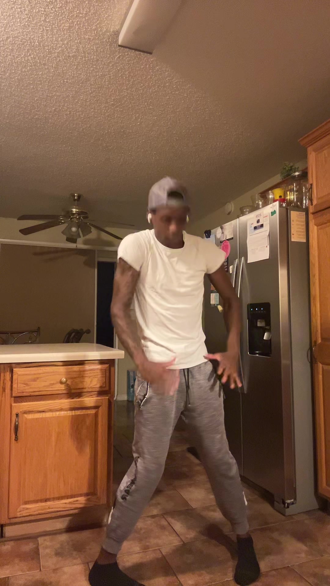 @Trayb17