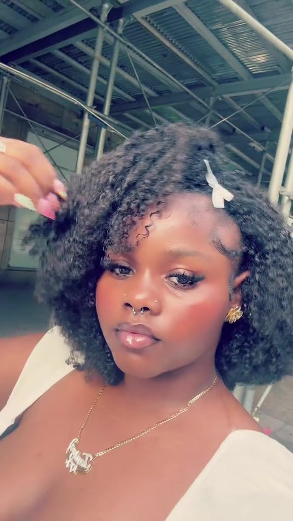 @bussycl0t