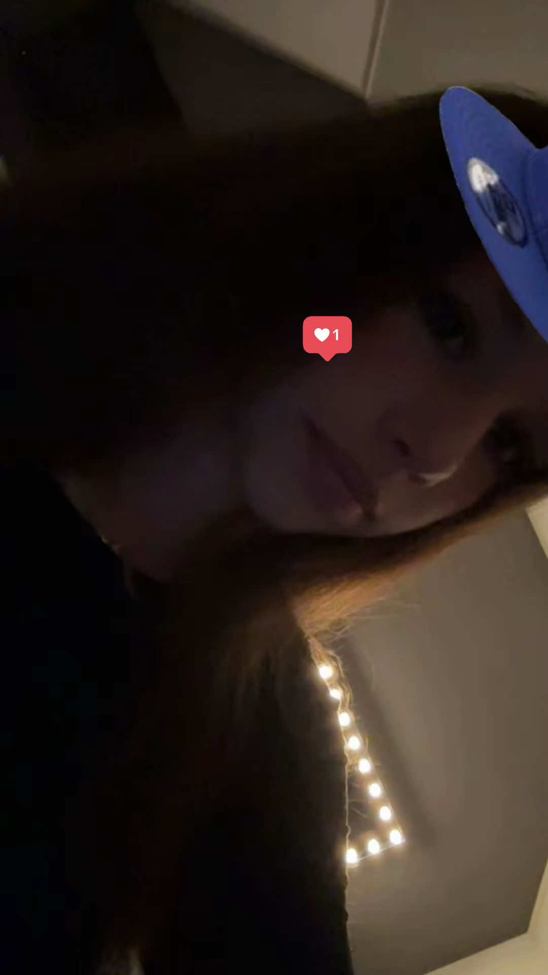 @𝑬