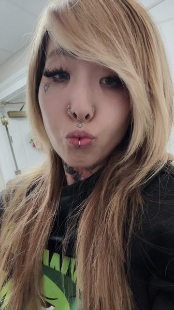 @kawaiibbyd0ll