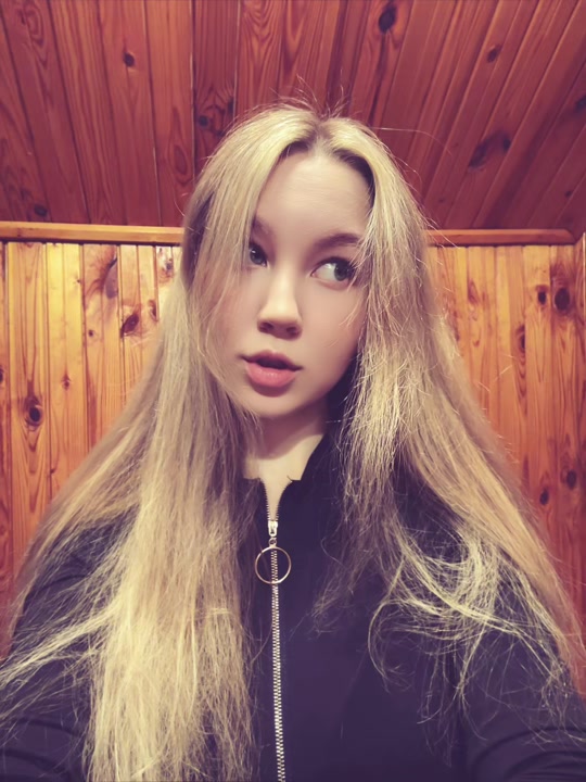@❤️:>❤️