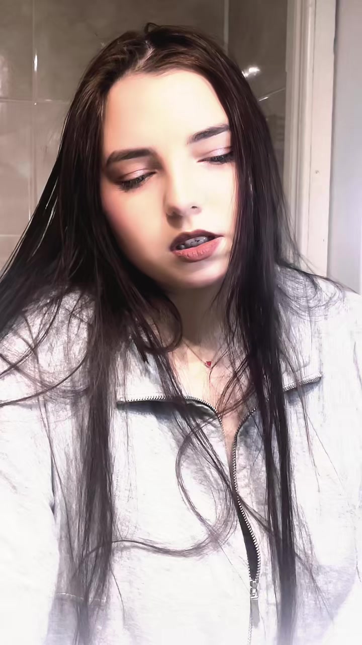 @Anutka_💕