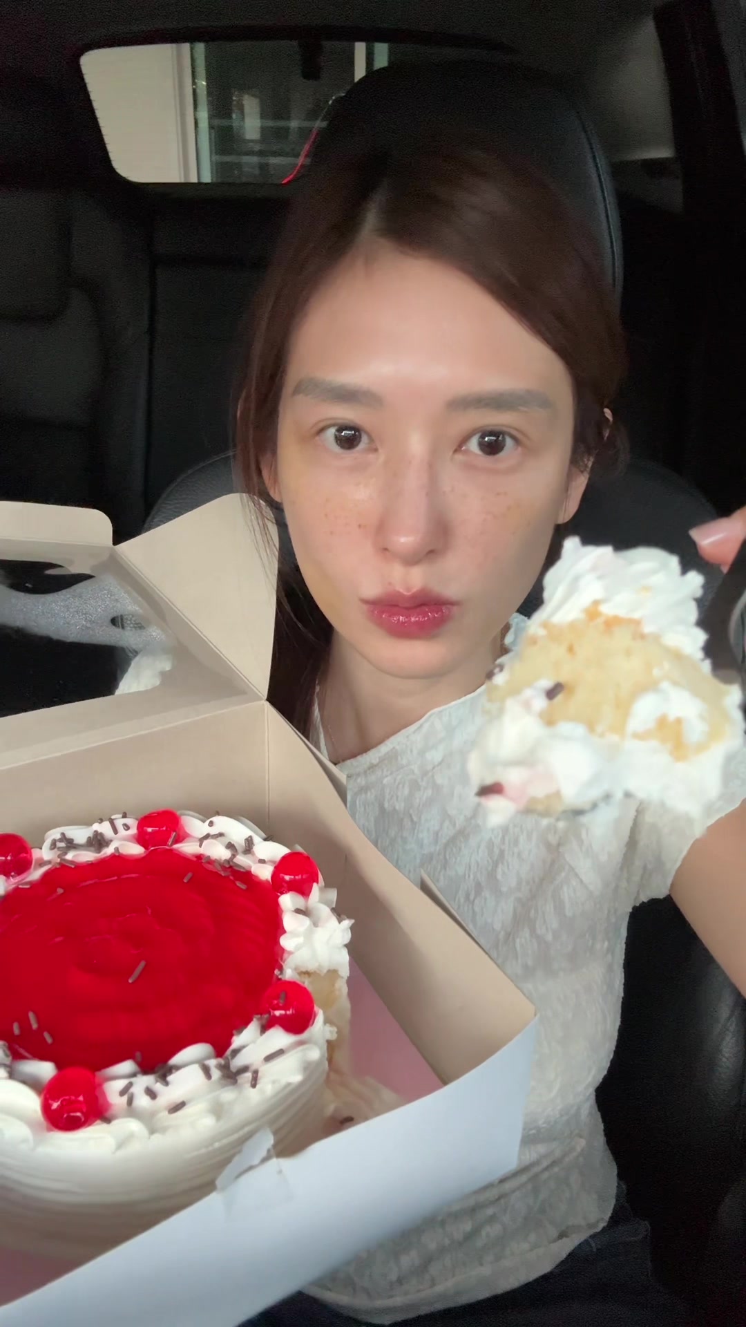 @Chelee เชลี