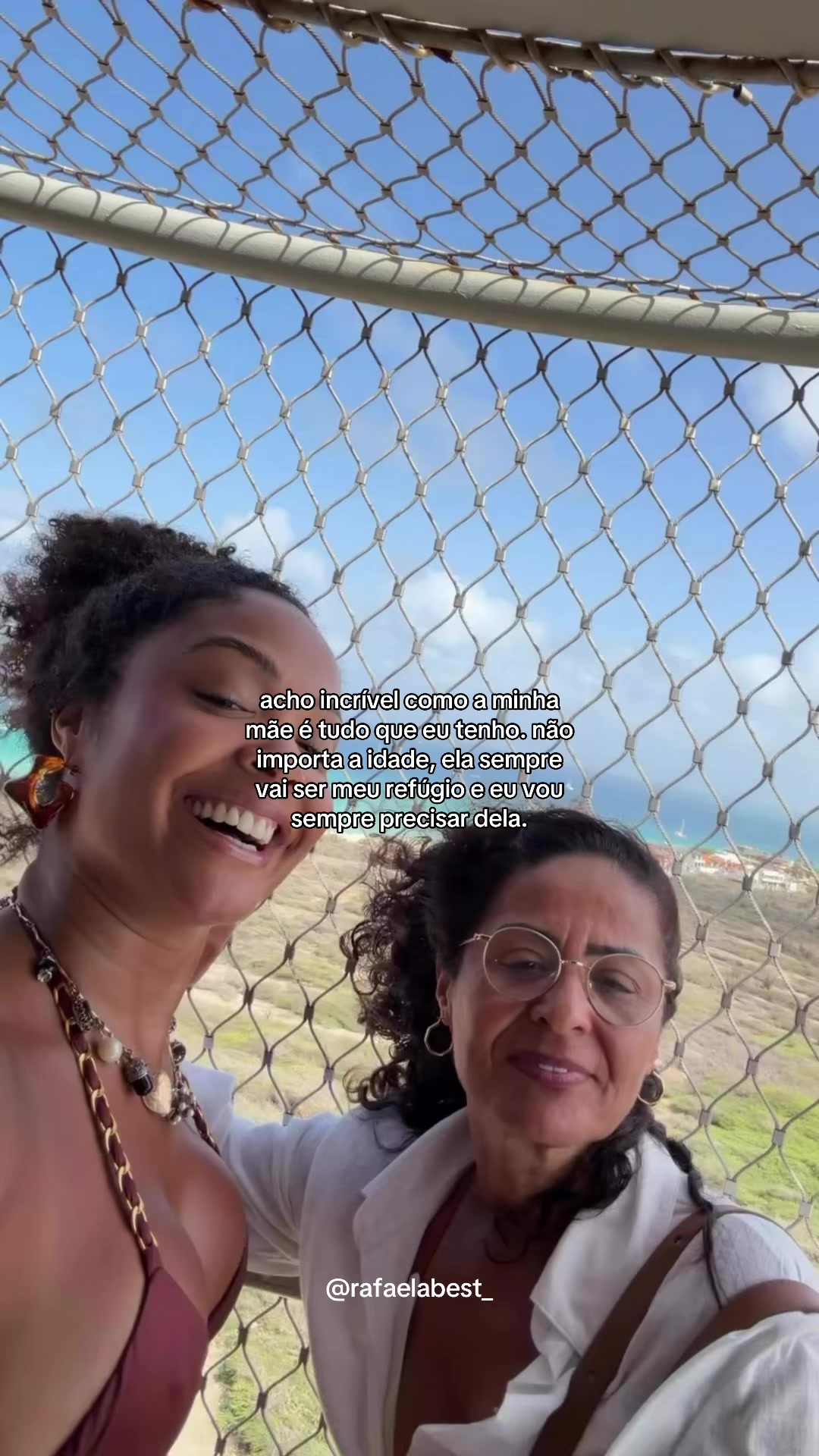 @Rafaela Moreira