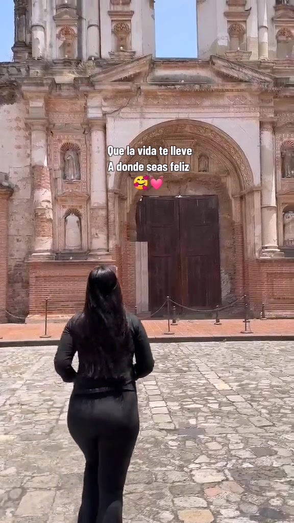 @cely_042