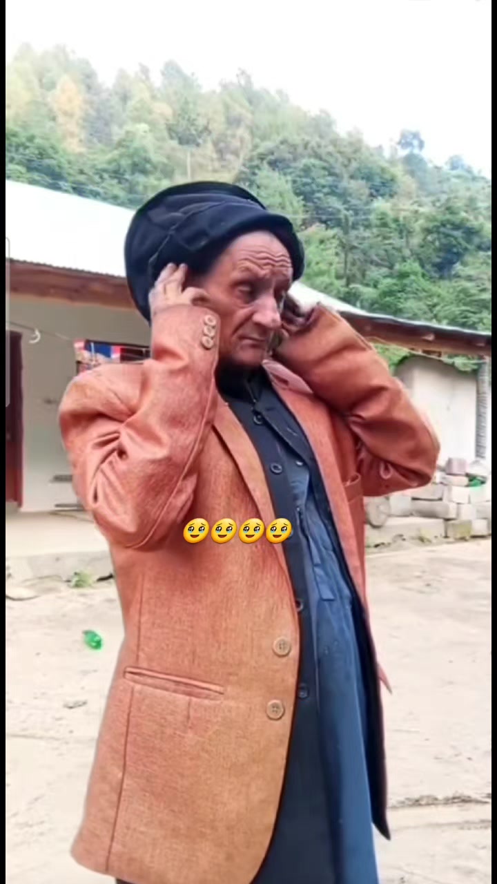 @M T