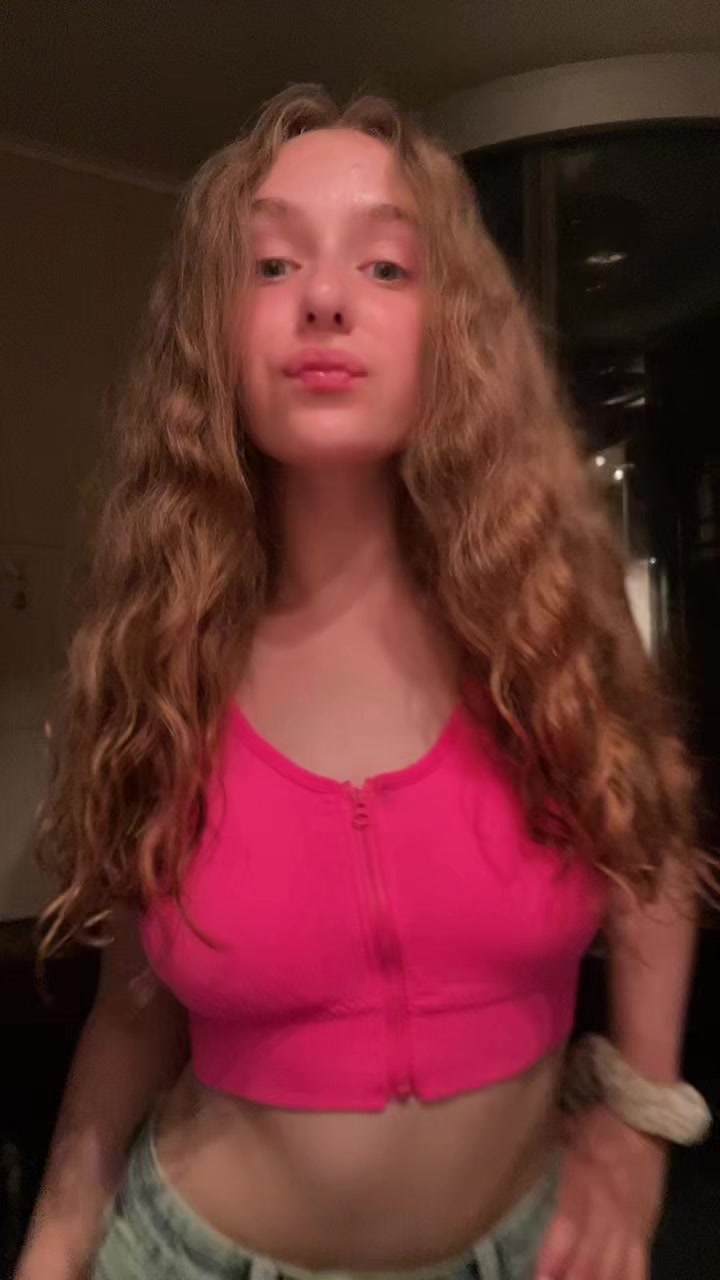 @🫶🏻💋