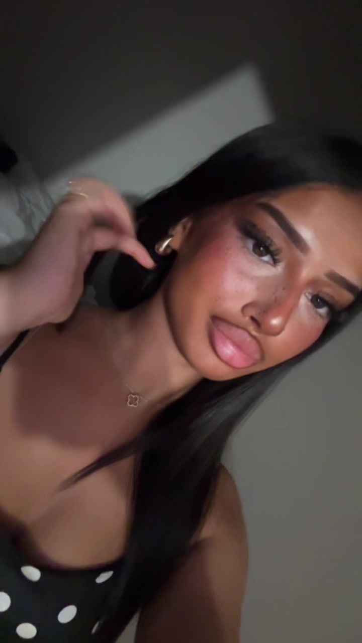 @Z A Y N E B