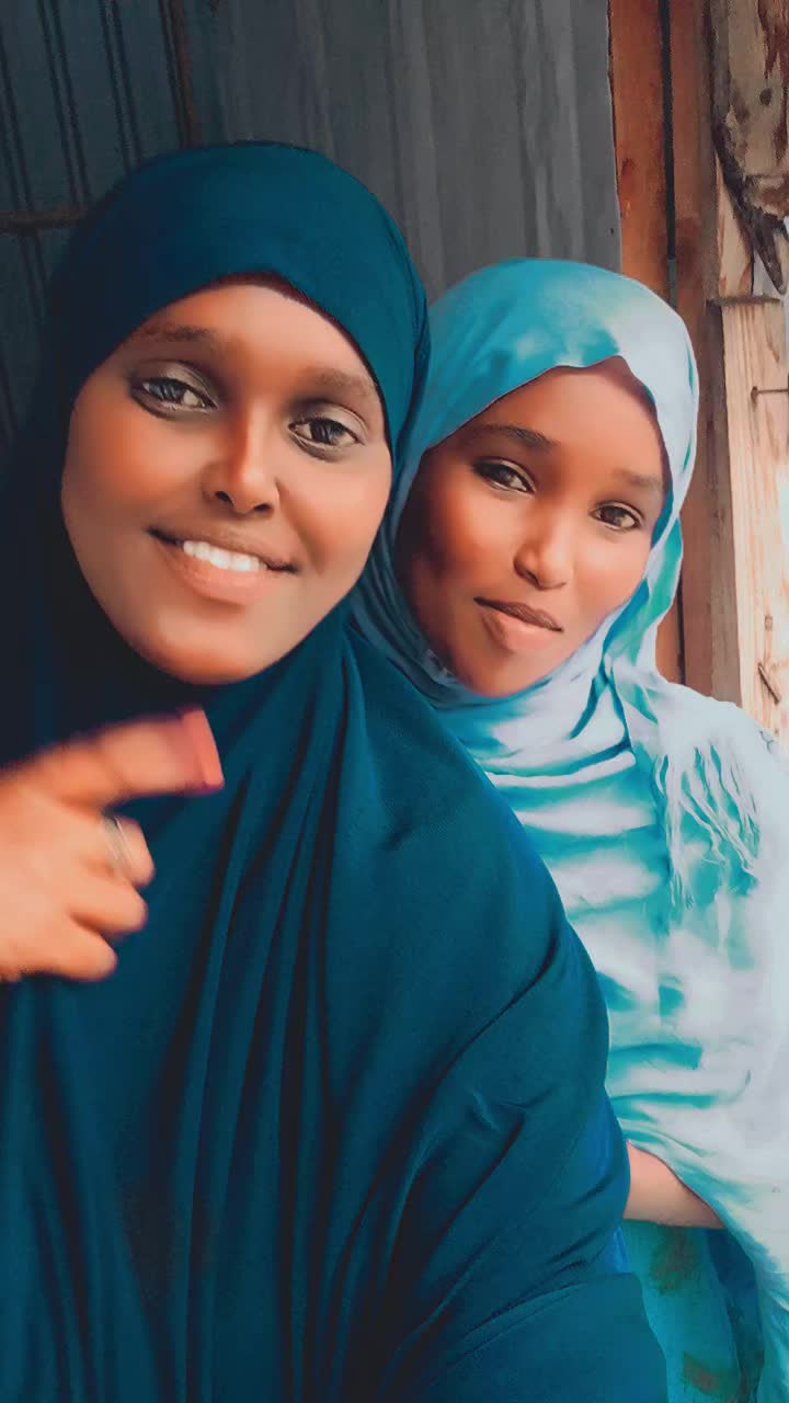 @ina abuukar