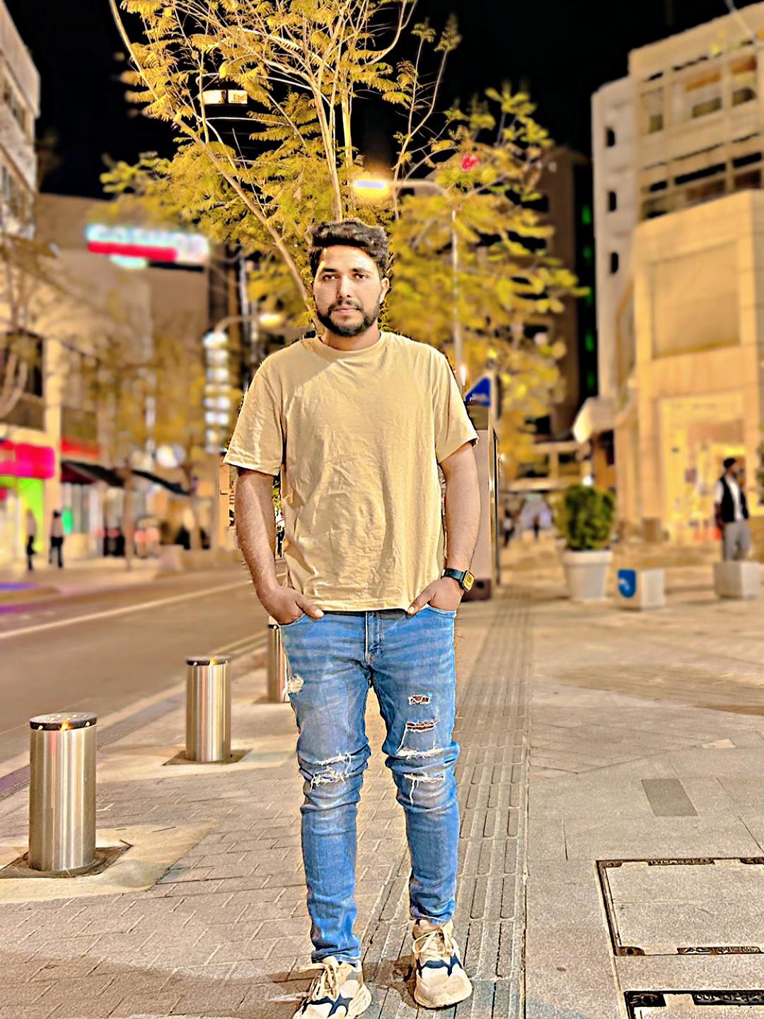 @𝙈𝙤𝙝𝙞𝙙🇨🇾
