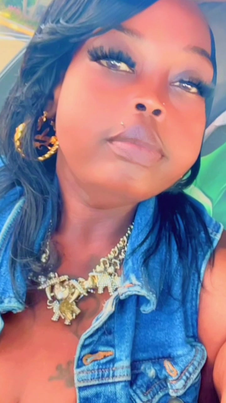 @🥰🥰QUEEN JUJU🥰🥰