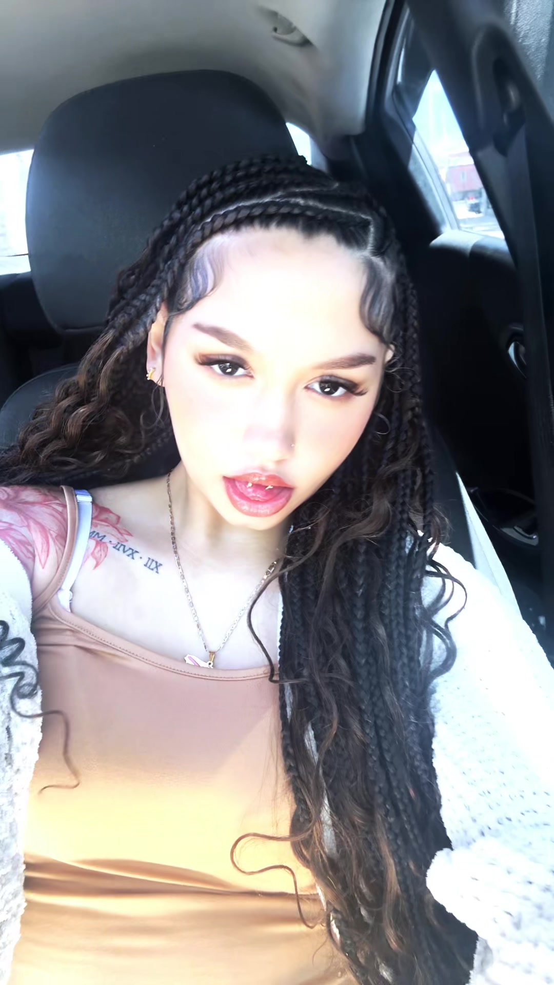 @x4N𝔦ya͢͢͢h🧿