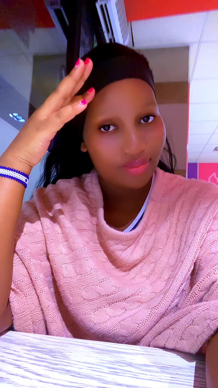 @iss 🦋mwende❣️📍🍫