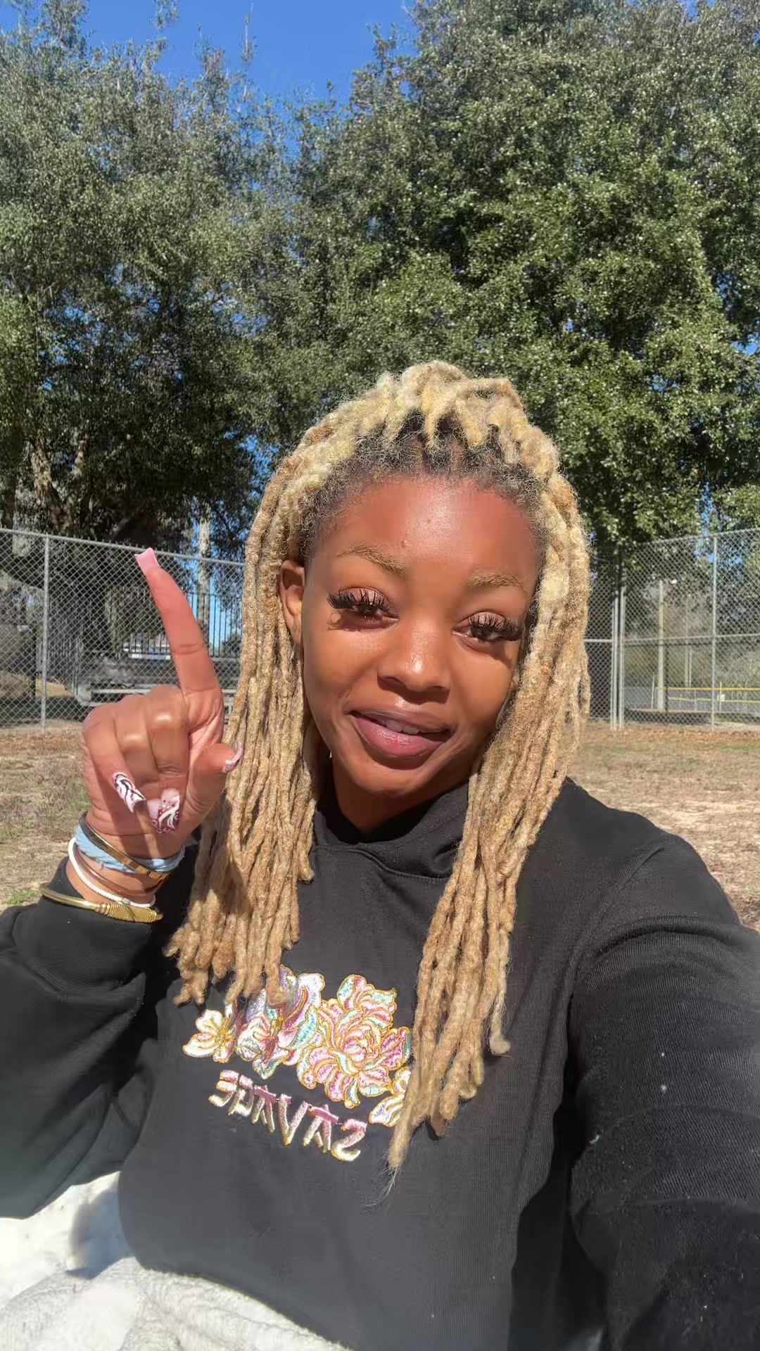 @thehausofvenom