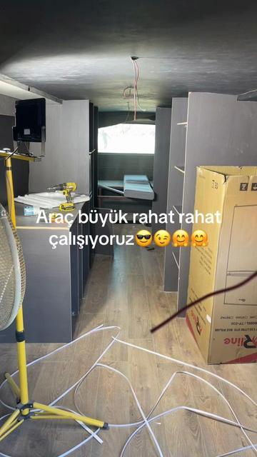 @&ouml;ZAY KARAVAN