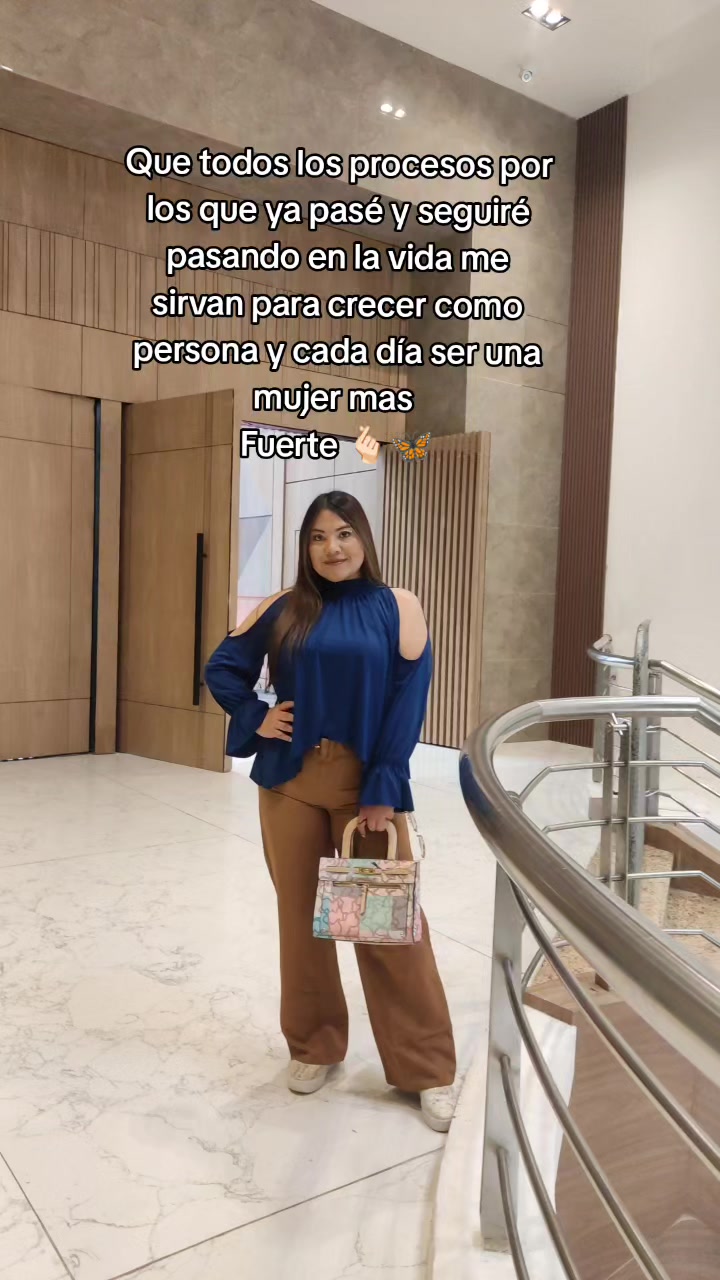 @LOLY💖