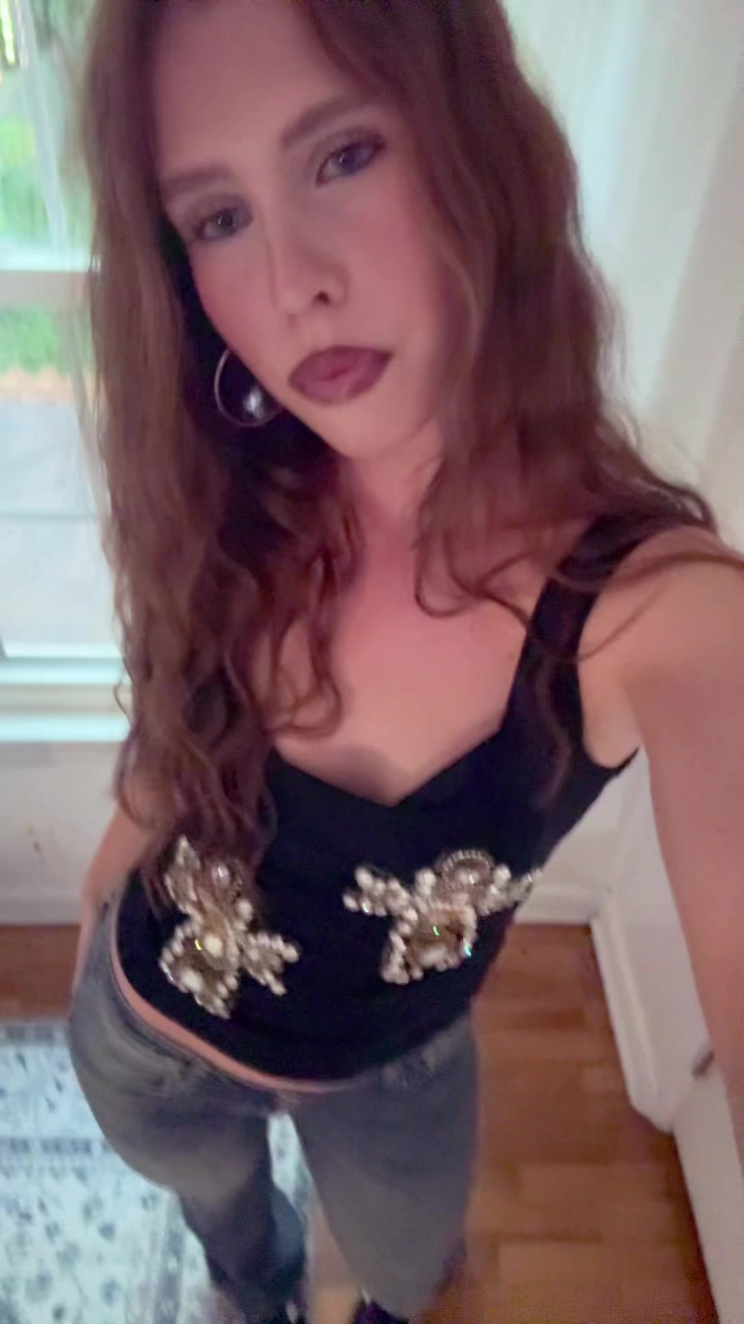 @bella