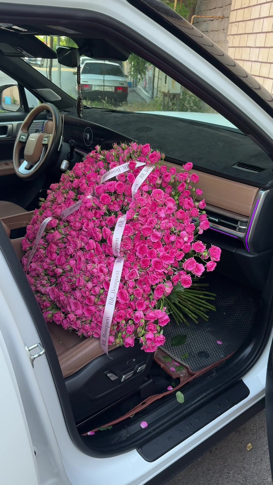 @RR_bouquet
