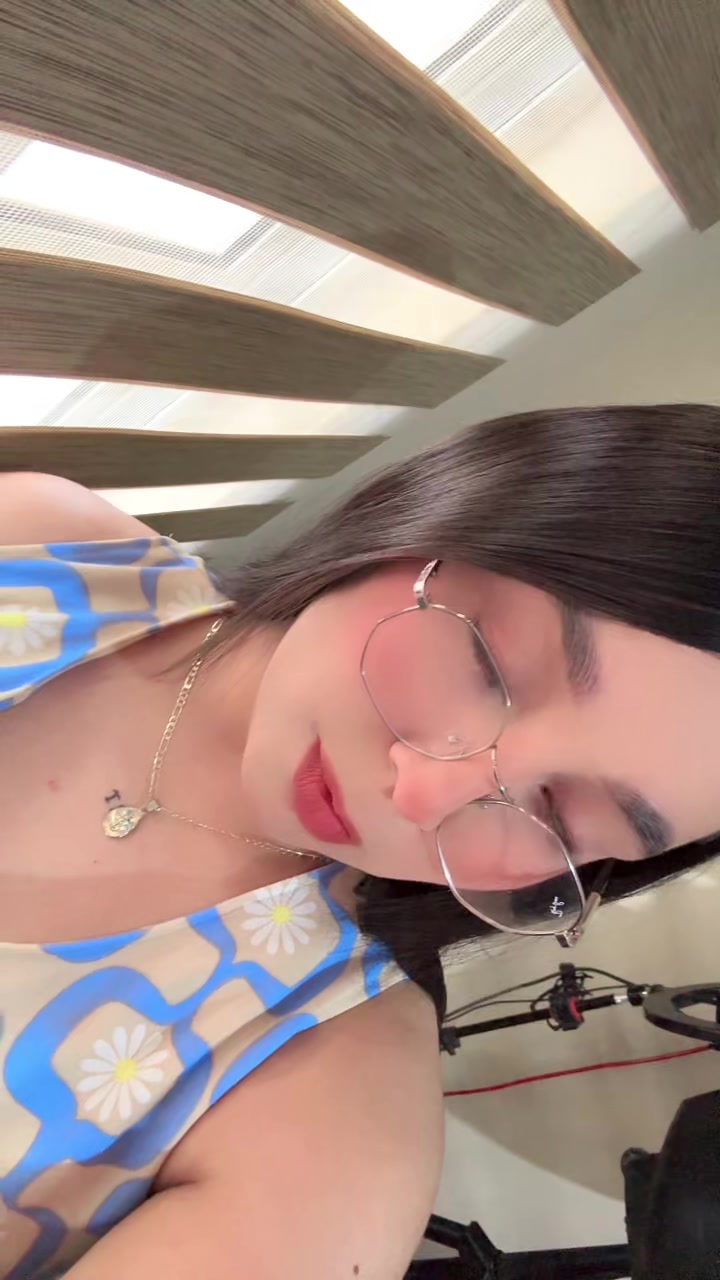 @Elizabelli