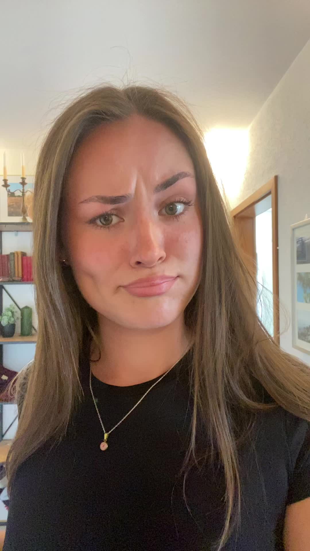 @Coraaaa