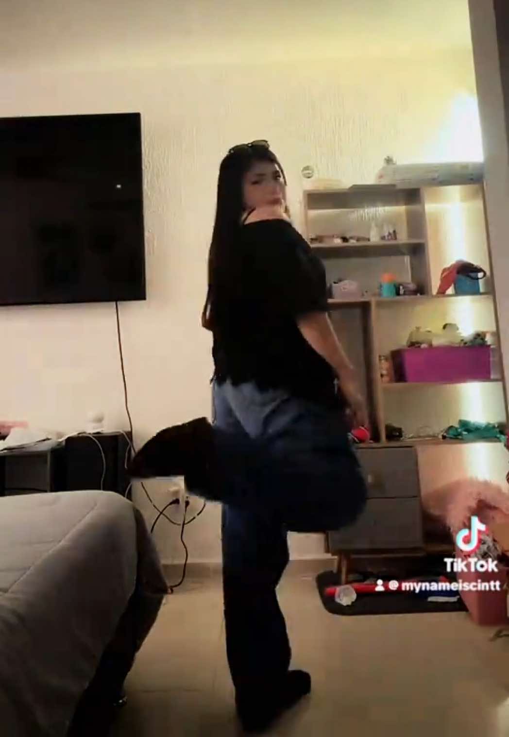@mynameiscint
