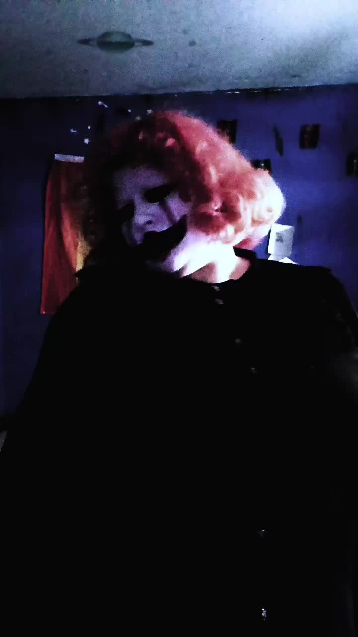 @×͜×I'ᗰ ᒍᑌՏT ᗩ ᗷᒪOᗷ×͜×