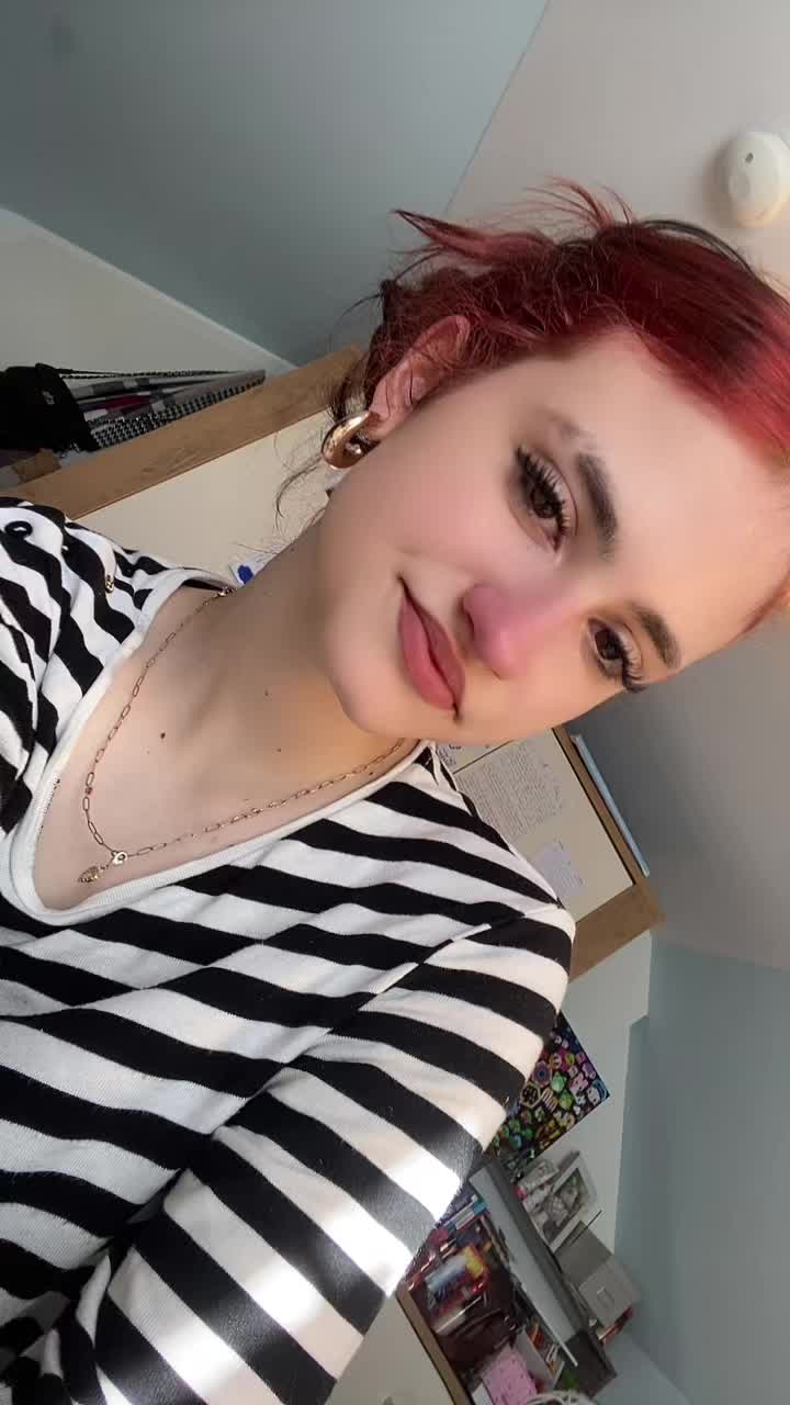 @Julie❦