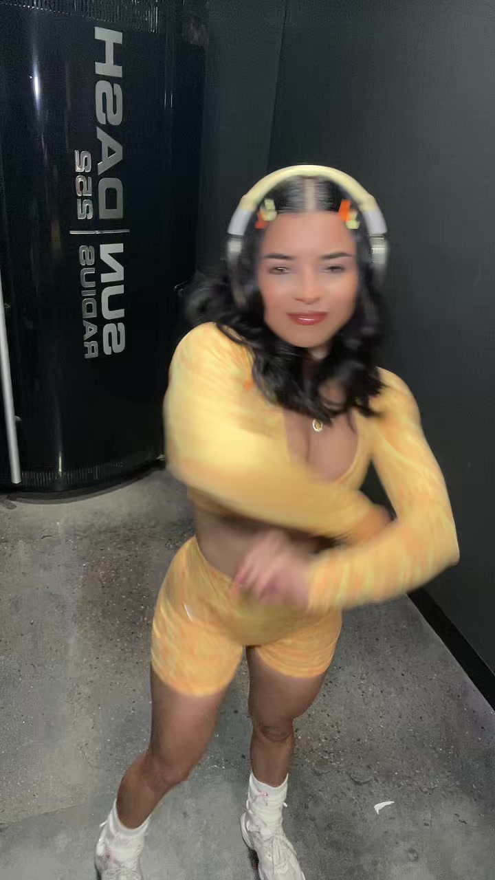 @Yalii