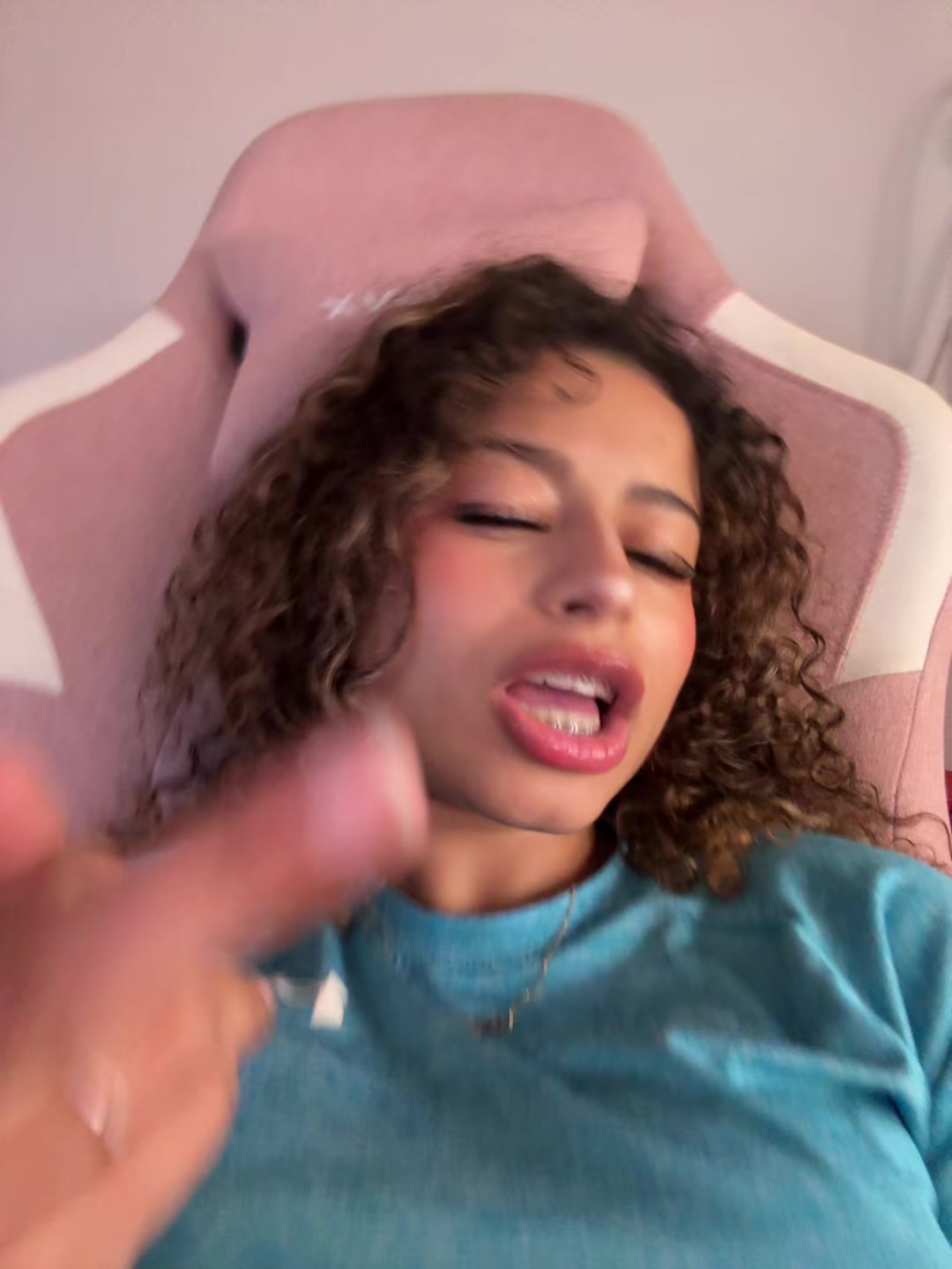 @𝐒𝐊𝐇🌺