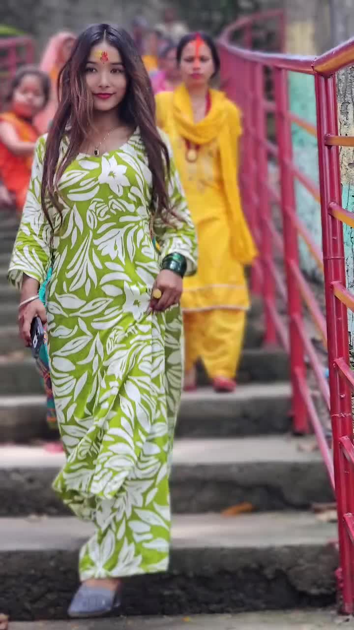 @Sanu🫀😘