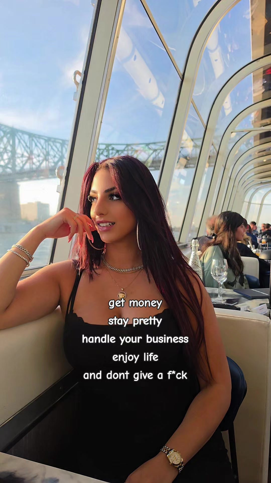 @Deesace 💎