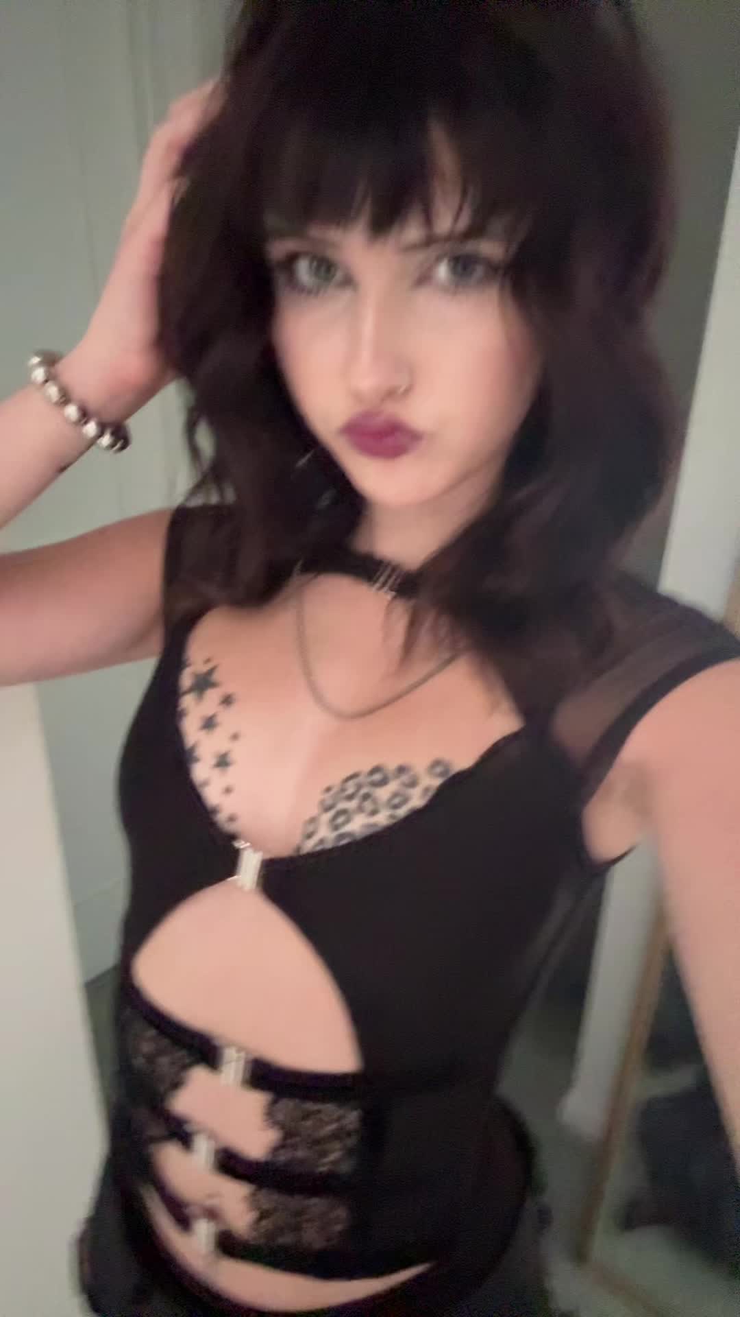 @ShittyBop