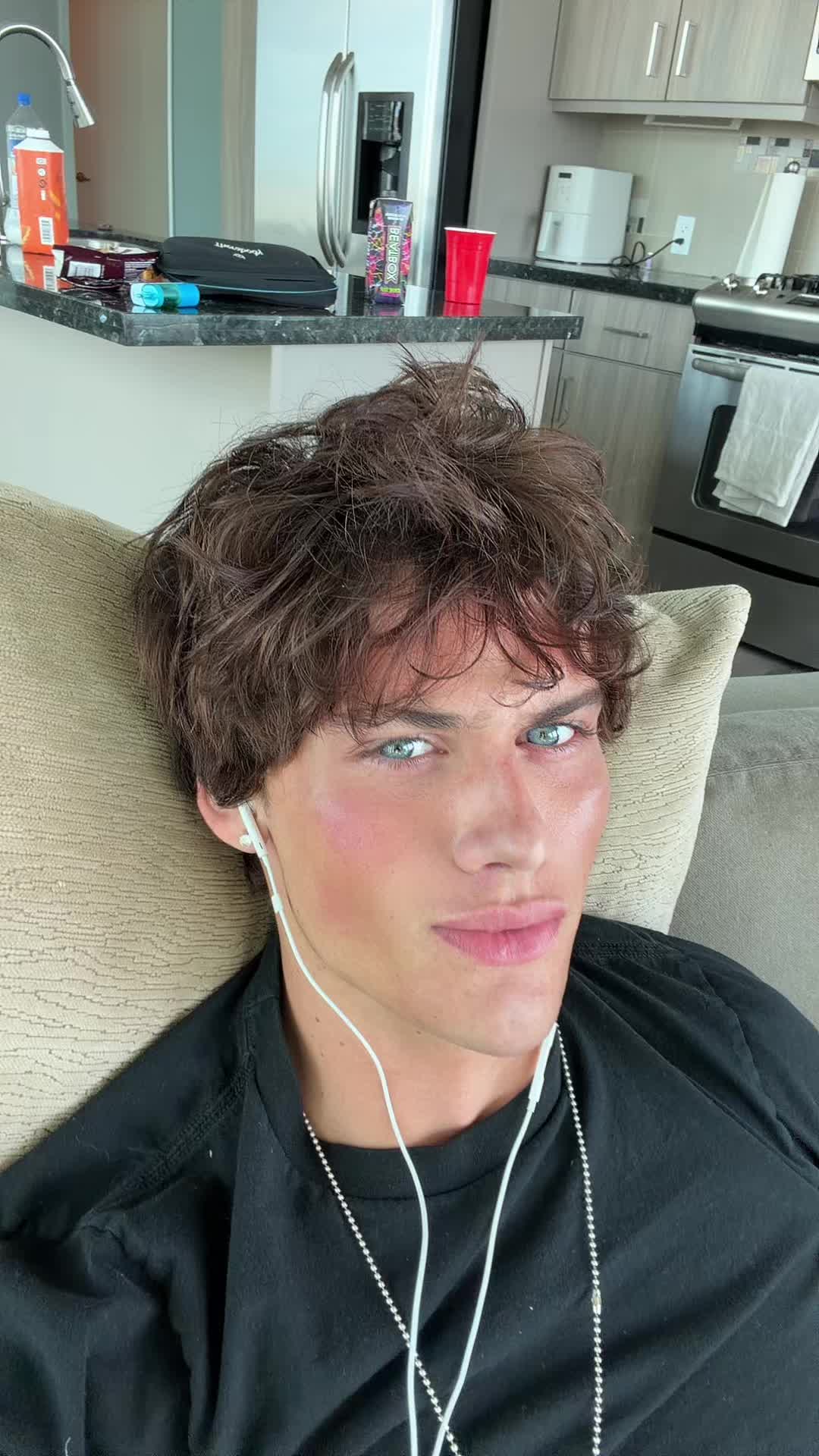 @sky