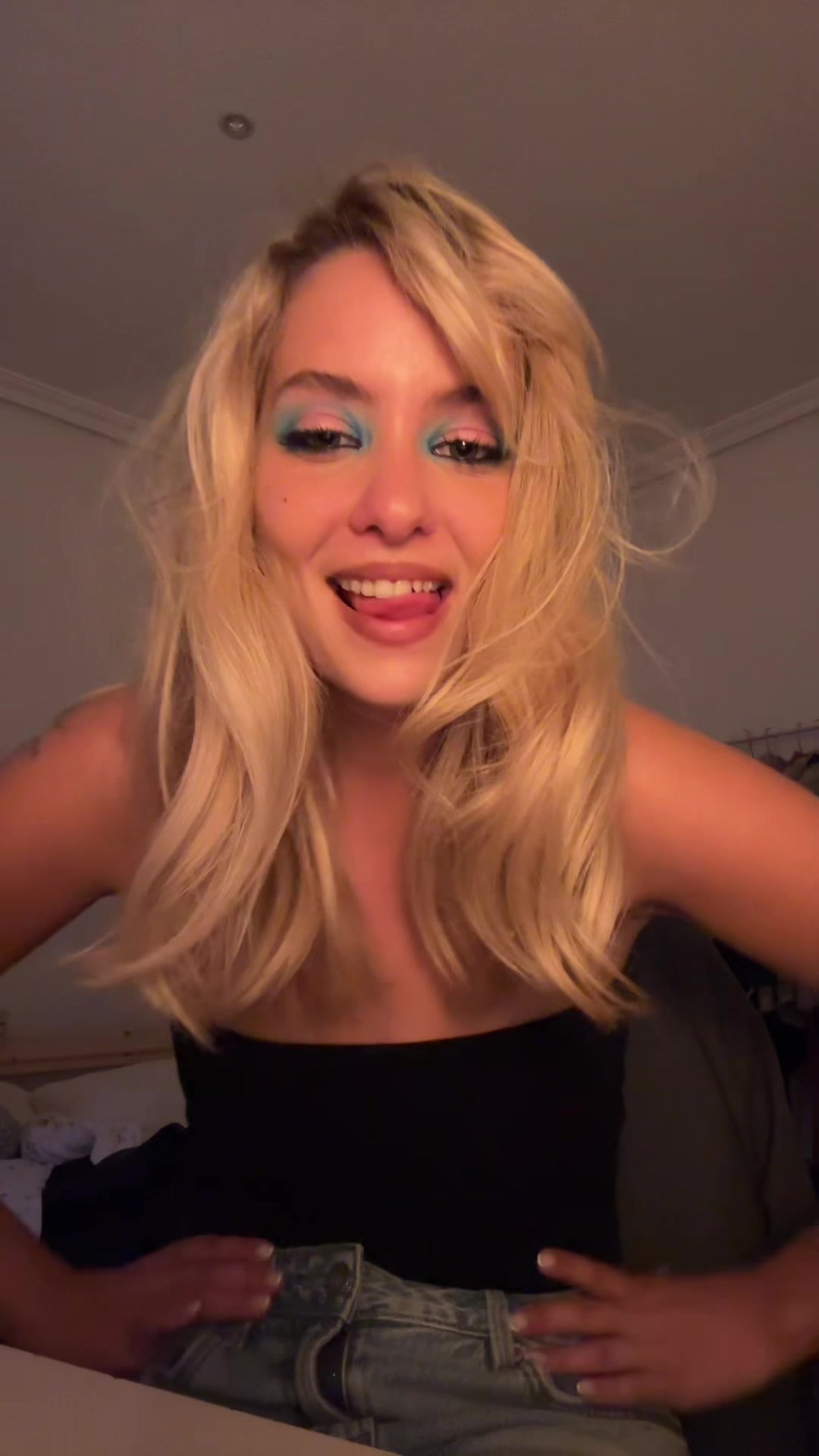 @chazzalita