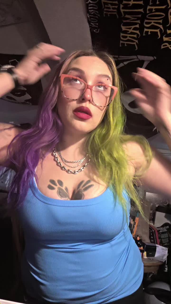 @Lilymunster420