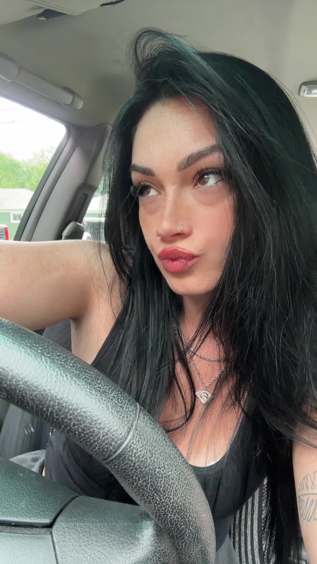 @heeyitslil