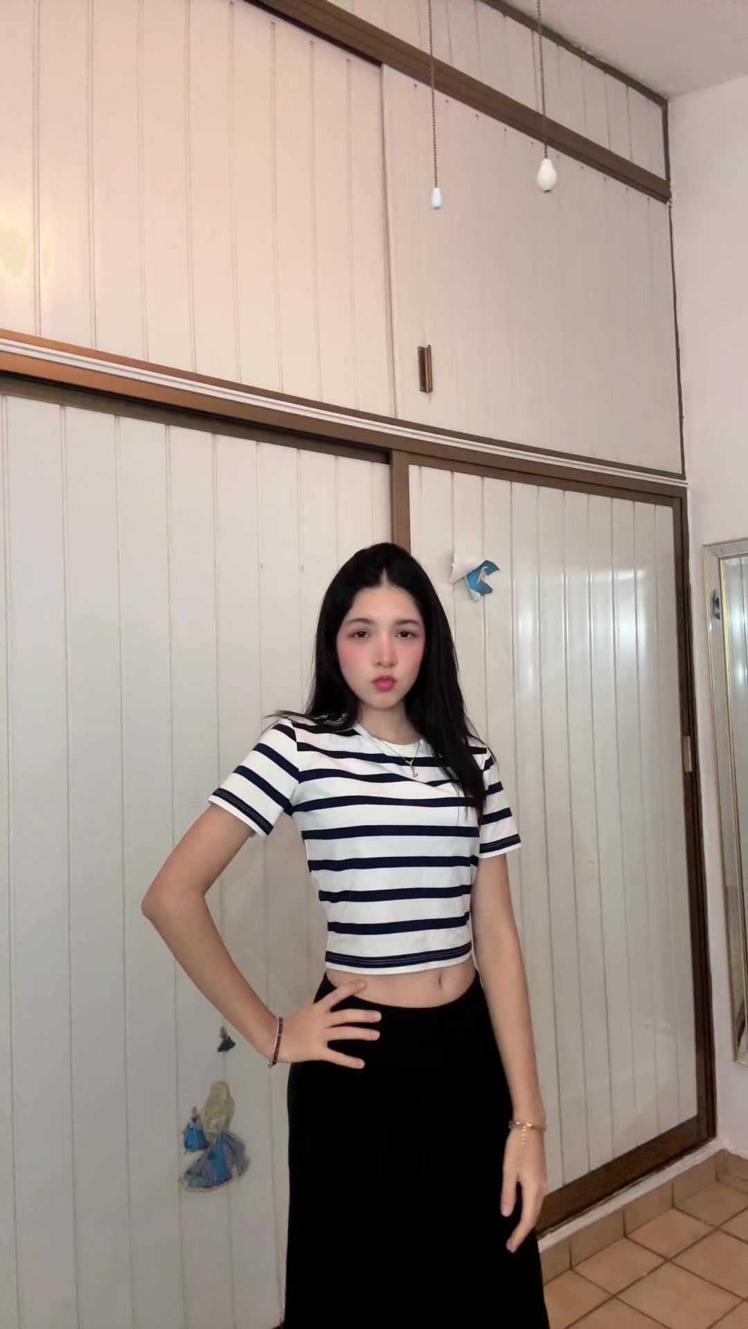 @Vicky4n