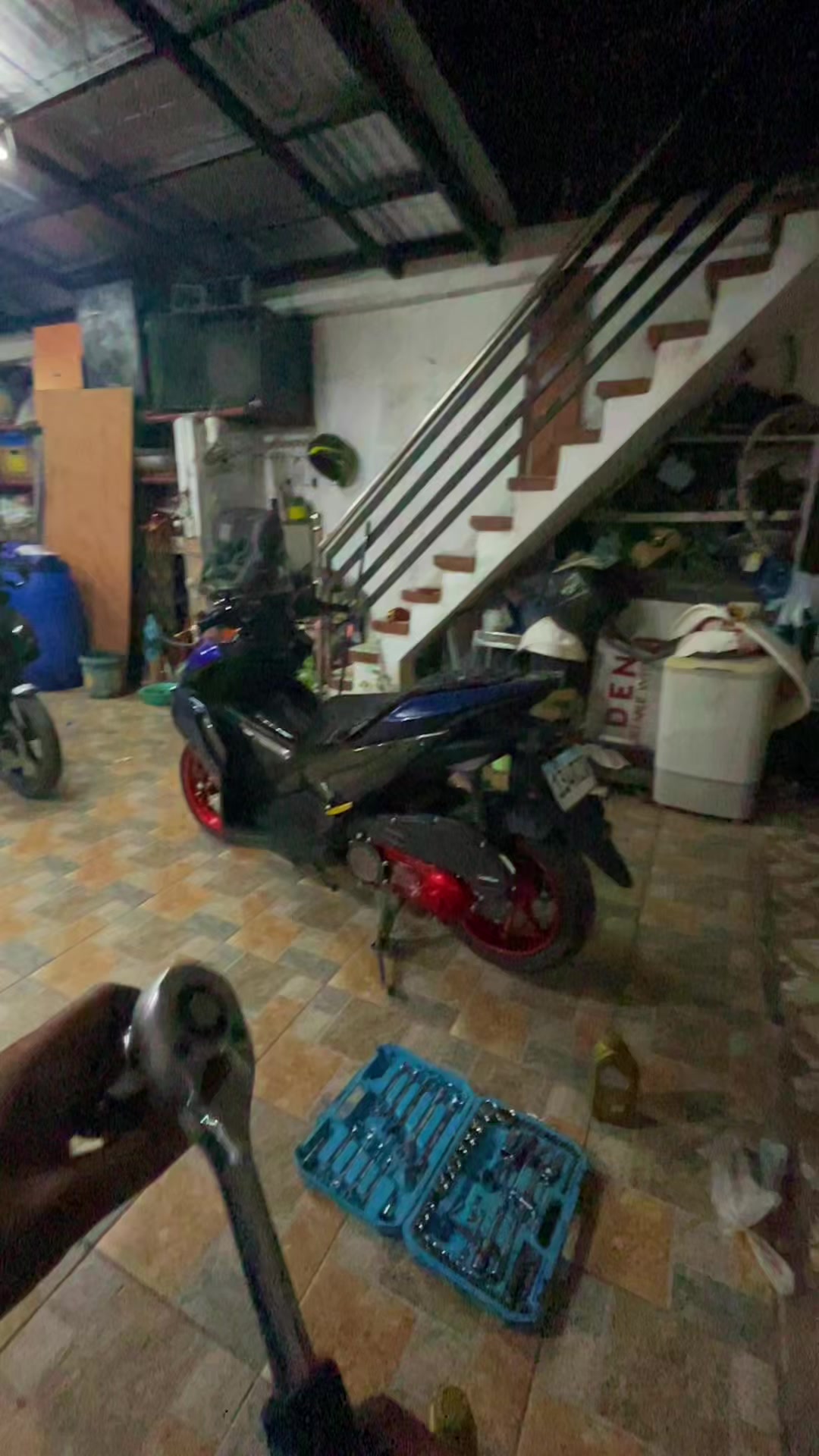@Toy