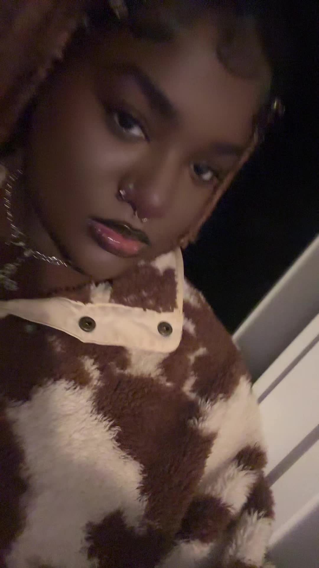 @Raquel 🧛🏾♀️