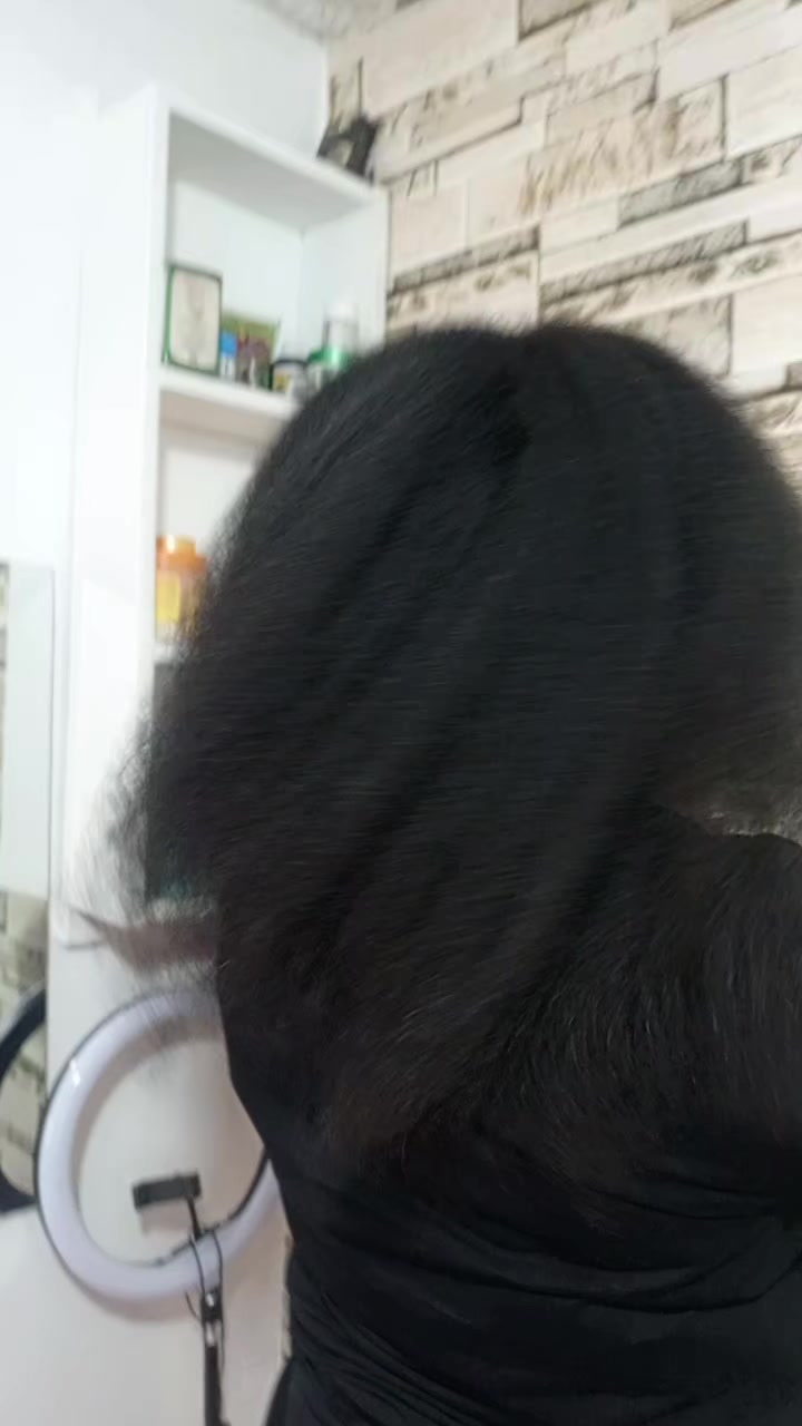 @Mariah Sizzielocks.