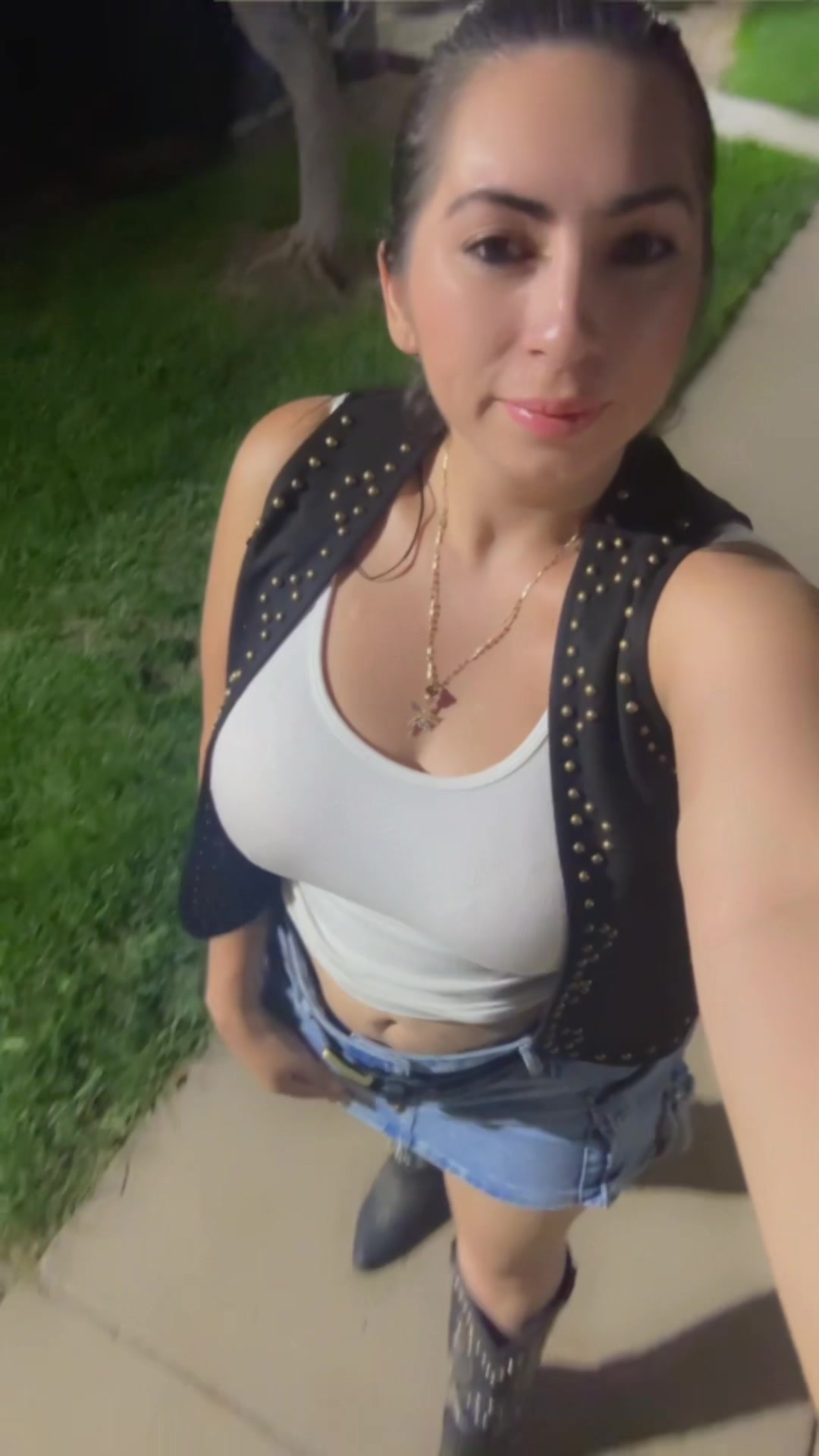 @Lupita Lopez🎀🧿