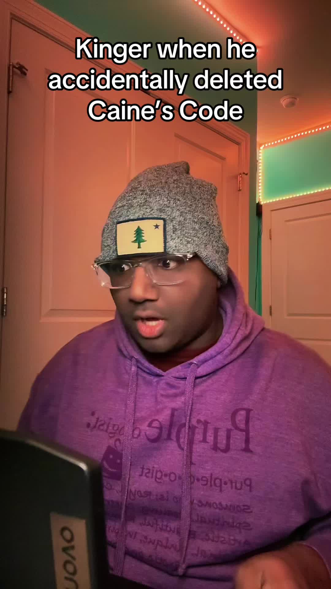 @whoiscyrus__