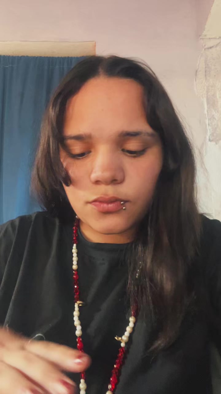 @Anaaa