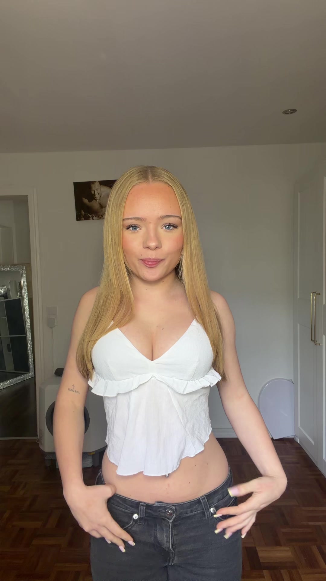 @romy_ronm