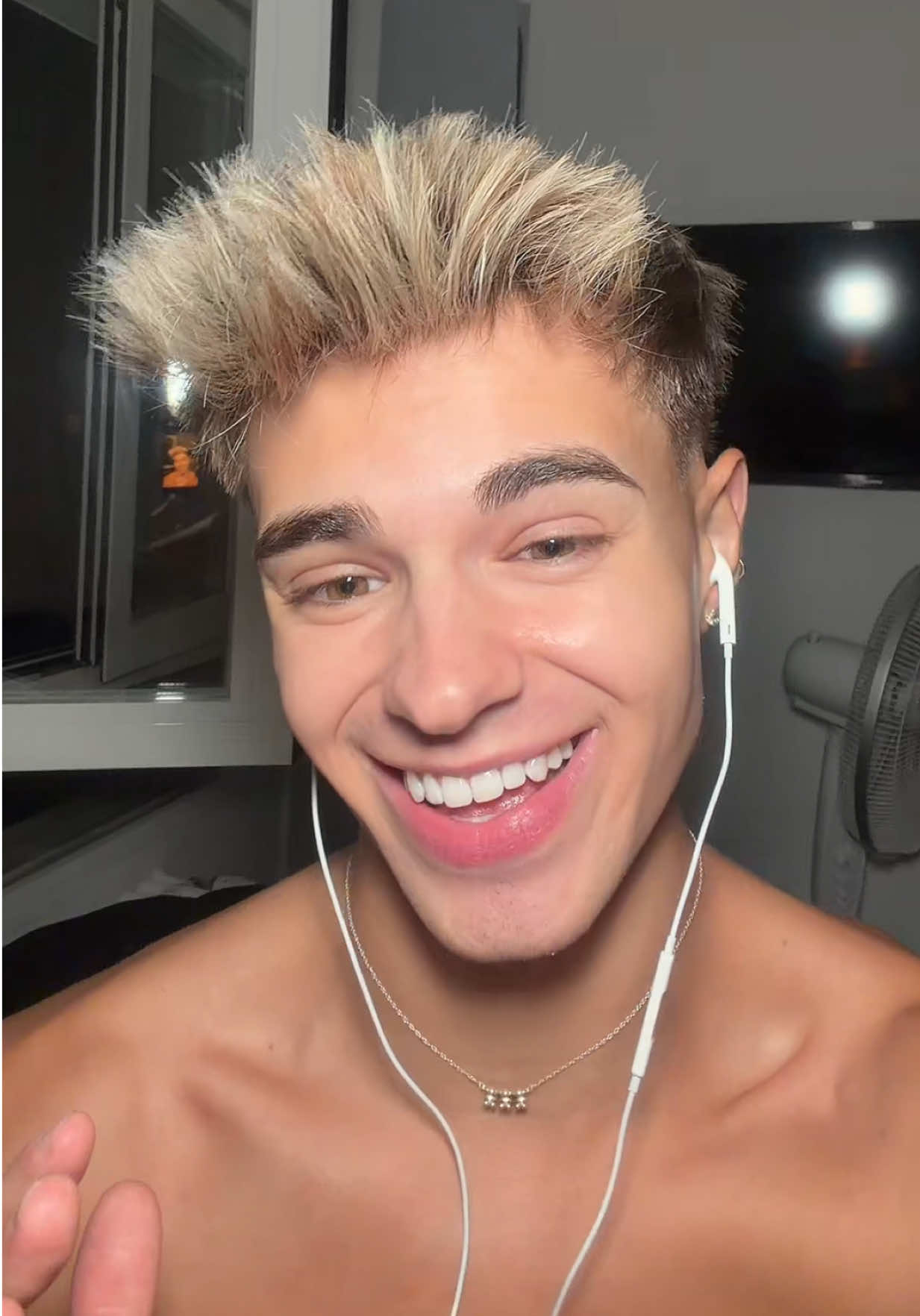 @Mario Ruiz🧸ྀི🐍